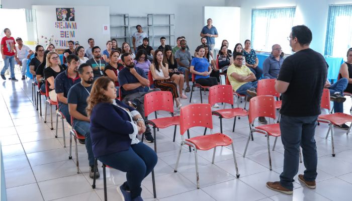  Laranjeiras - Secretaria de Assistência Social promove palestra motivacional